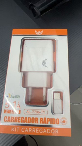 Carregador Rápido 2 USB 5.1A Com Cabo Type C
